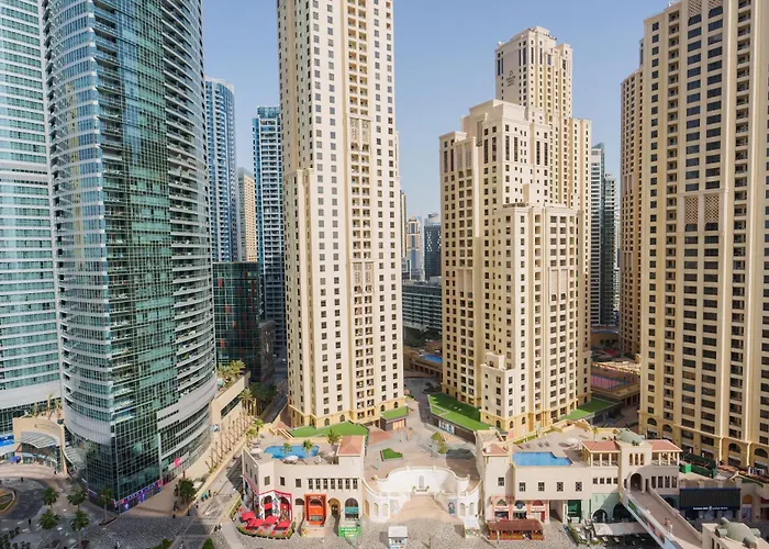 La Vie, Jbr