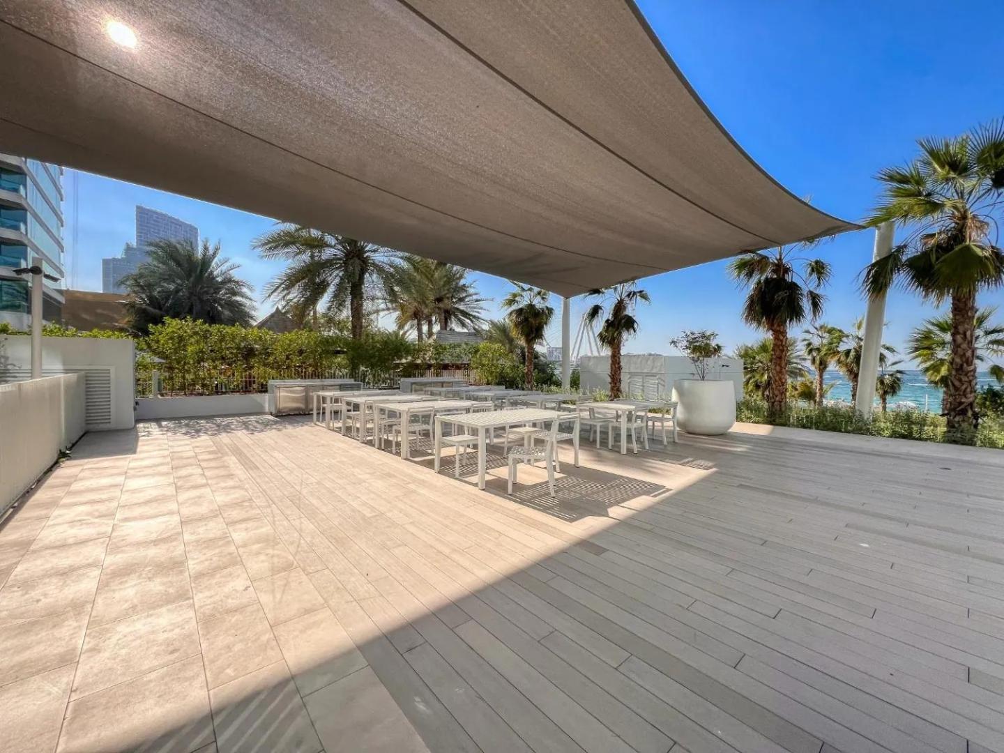 La Vie, Jbr Appartement